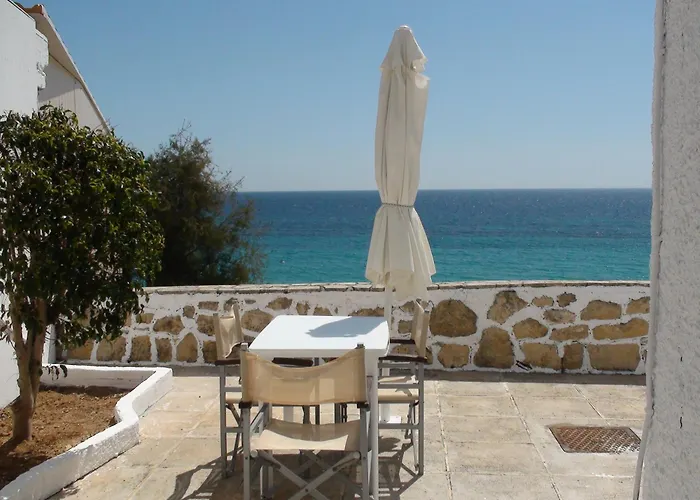 Constantinos Apartments